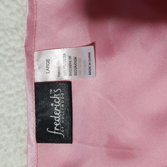 Fredricks of Hollywood. Large  camisole. - Picture 7 of 7